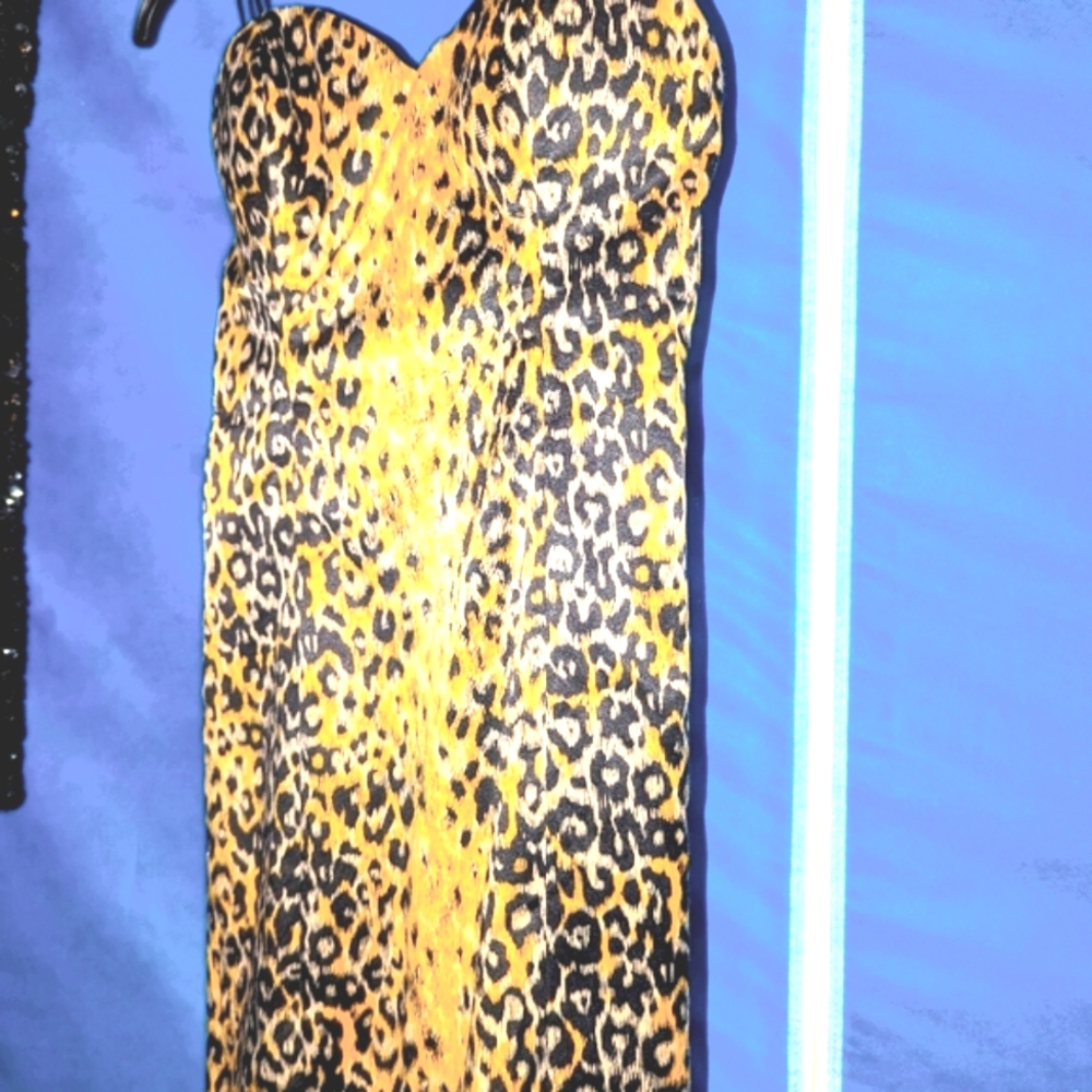 Vintage Guess Cheetah print tight mini dress fabulous outfit